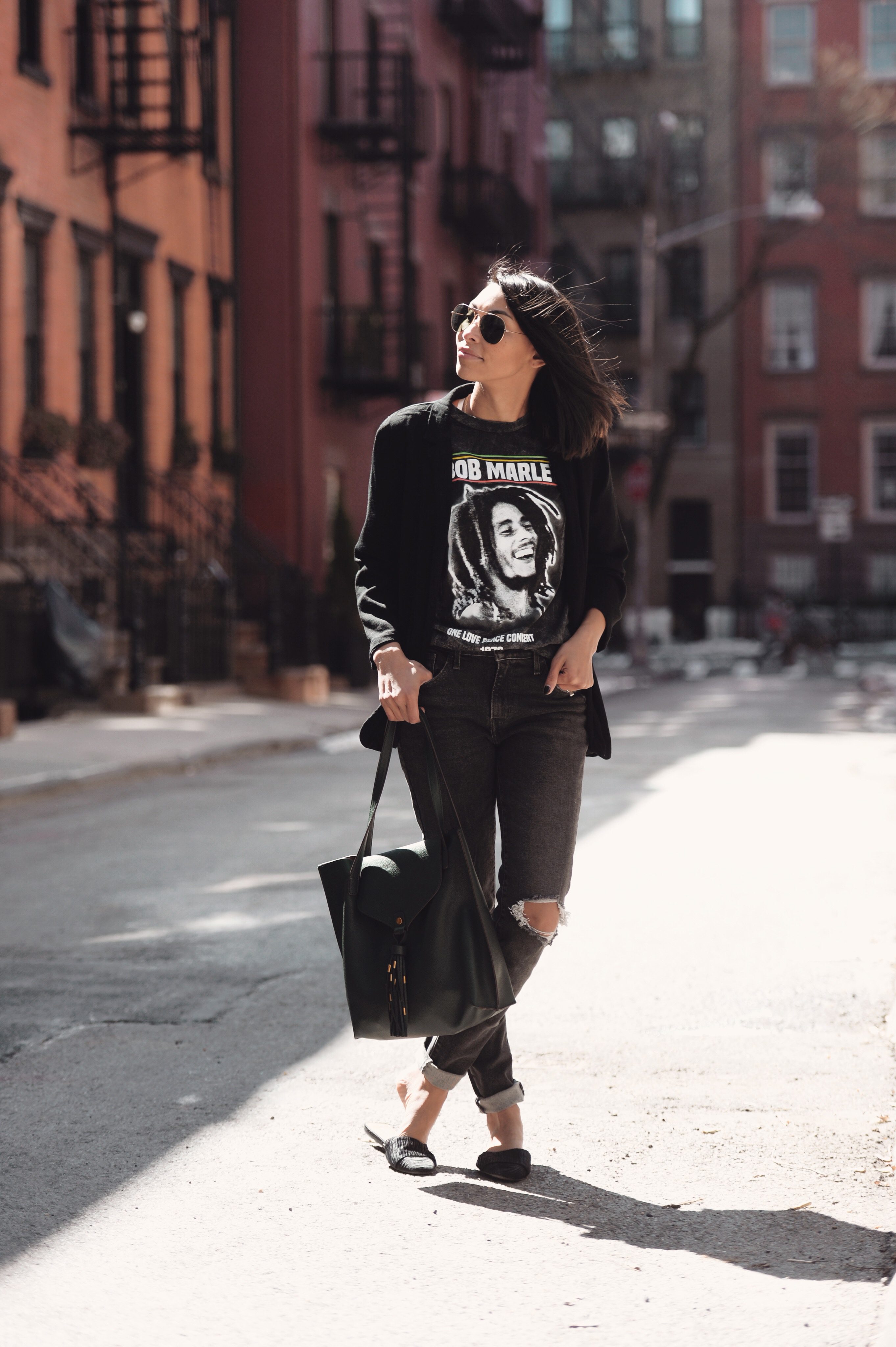 How To Wear A Graphic T-shirt When You 
