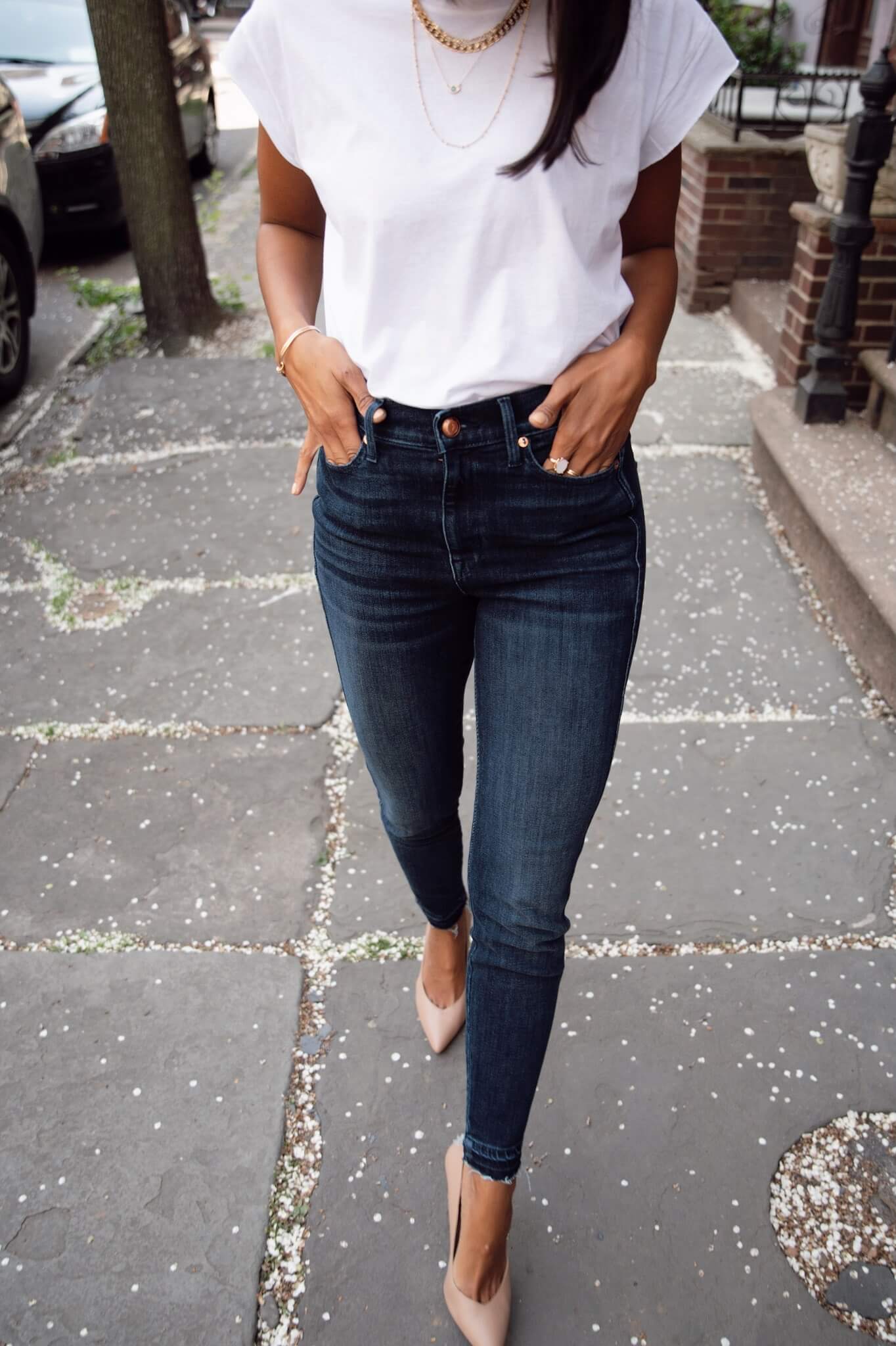 How to Effortlessly Update Your T-shirt and Jeans Outfit - Love Fashion &  Friends